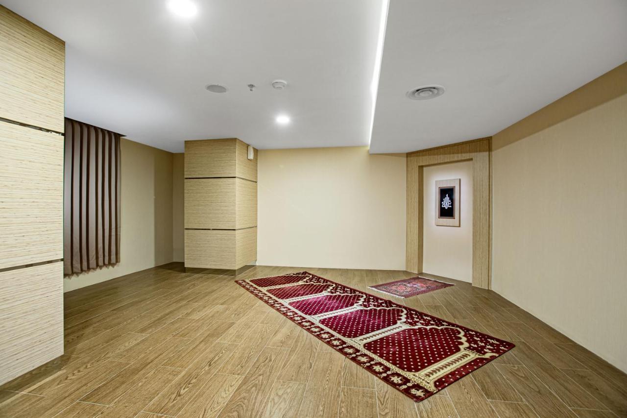 Quest Hotel Darmo - Surabaya By Aston Εξωτερικό φωτογραφία