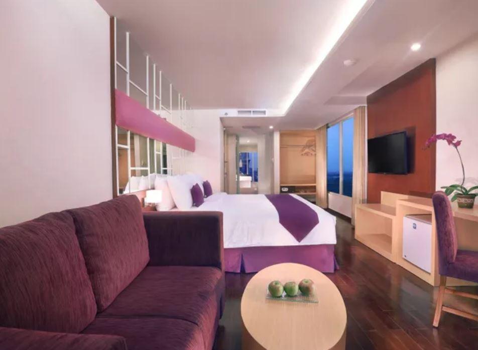 Quest Hotel Darmo - Surabaya By Aston Εξωτερικό φωτογραφία