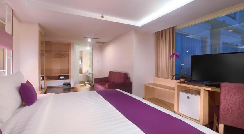 Quest Hotel Darmo - Surabaya By Aston Εξωτερικό φωτογραφία