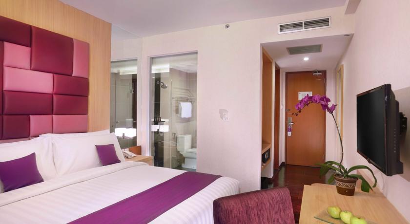 Quest Hotel Darmo - Surabaya By Aston Εξωτερικό φωτογραφία