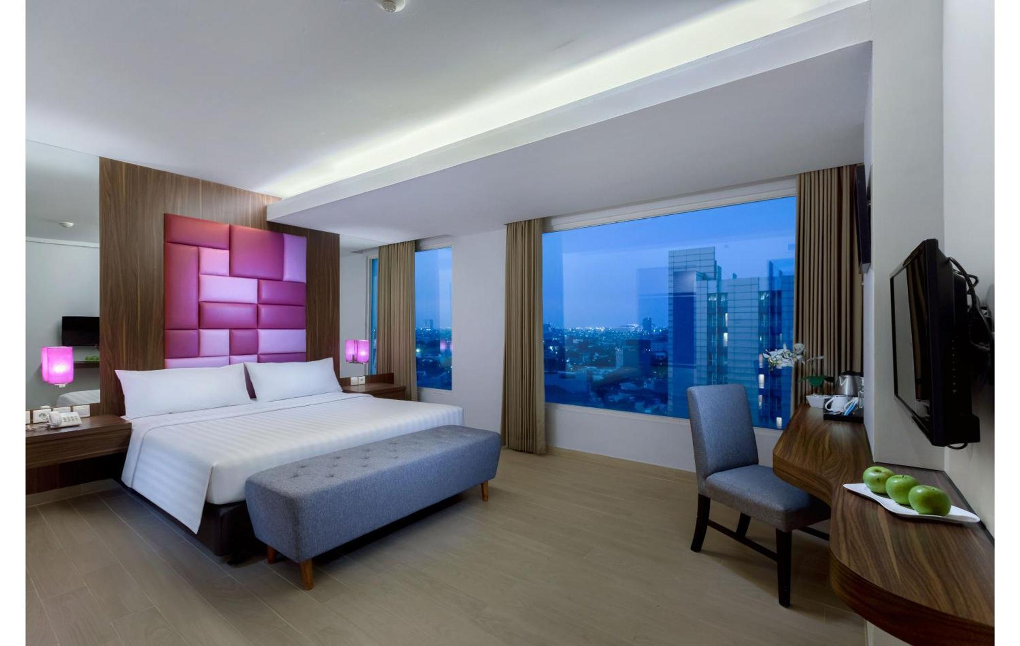 Quest Hotel Darmo - Surabaya By Aston Εξωτερικό φωτογραφία