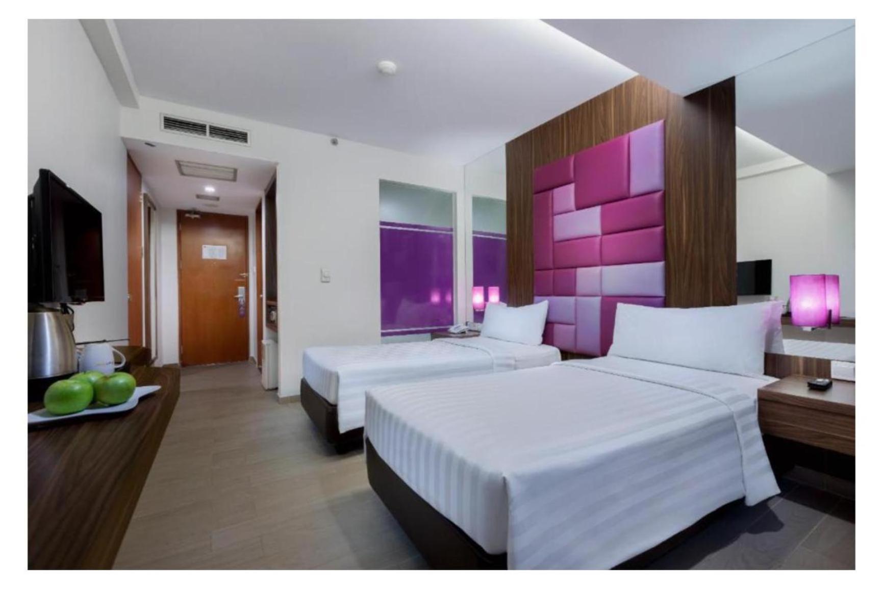 Quest Hotel Darmo - Surabaya By Aston Εξωτερικό φωτογραφία