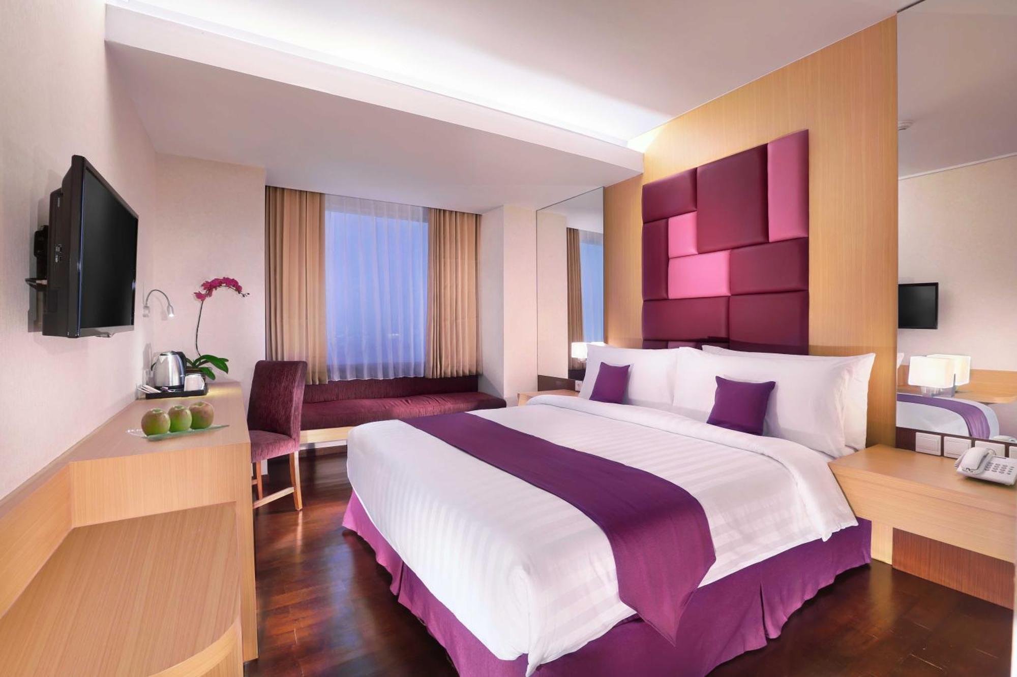 Quest Hotel Darmo - Surabaya By Aston Εξωτερικό φωτογραφία