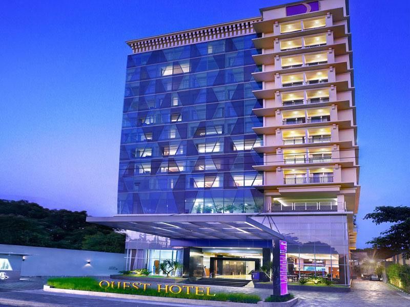 Quest Hotel Darmo - Surabaya By Aston Εξωτερικό φωτογραφία