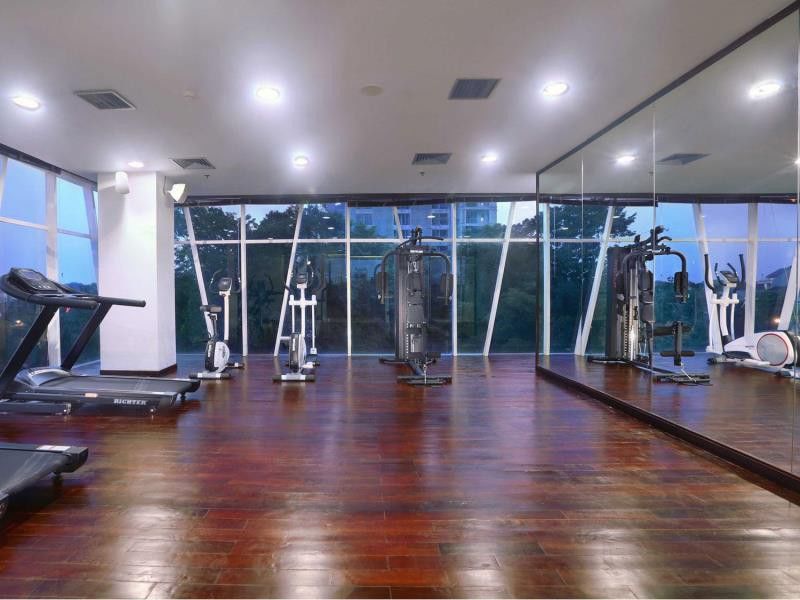 Quest Hotel Darmo - Surabaya By Aston Εξωτερικό φωτογραφία